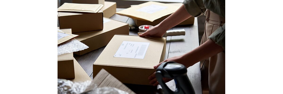 Pakete richtig beschriften: Eine Anleitung - Verpackungsratgeber » Pakete richtig beschriften