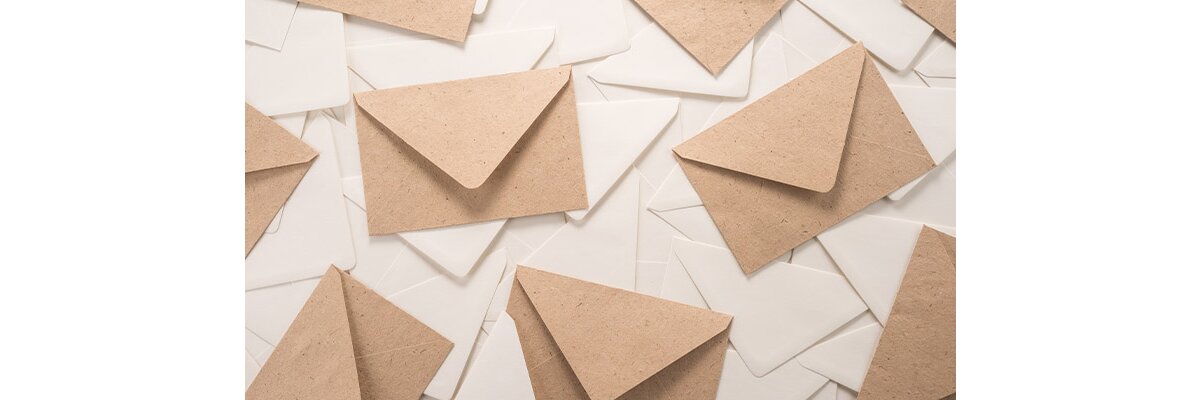 Brief beschriften: So kommt ihr Brief beim Empfänger an - Lerne, wie du einen Brief richtig beschriftest: Einfache Anleitung mit Tipps, Beispielen &amp; Fehlervermeidung | BB-Verpackungen