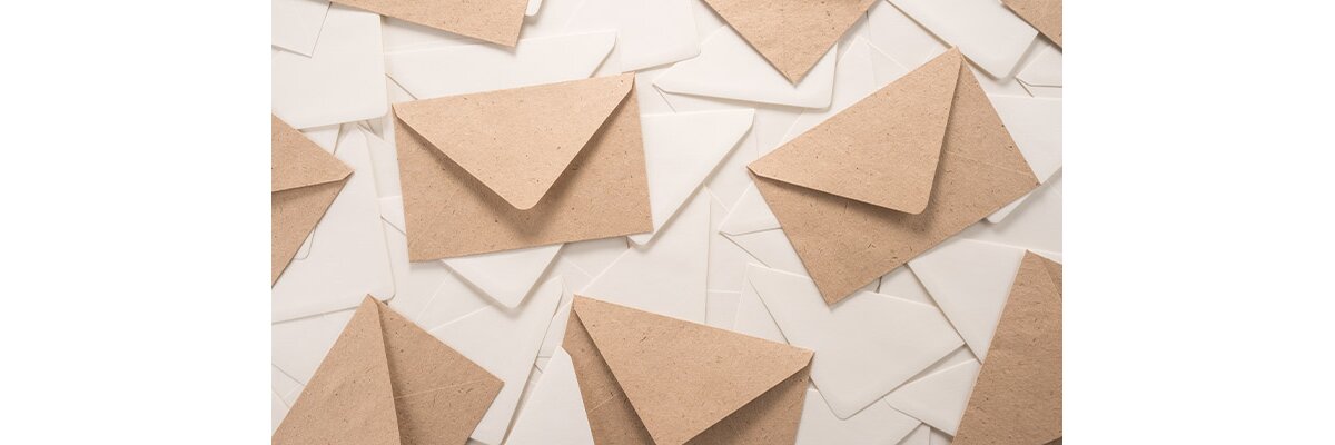 Brief beschriften: So kommt ihr Brief beim Empfänger an - Lerne, wie du einen Brief richtig beschriftest: Einfache Anleitung mit Tipps, Beispielen &amp; Fehlervermeidung | BB-Verpackungen